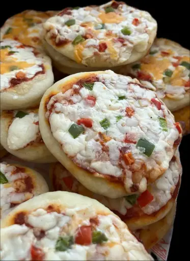 Vegetable Mini Pizza